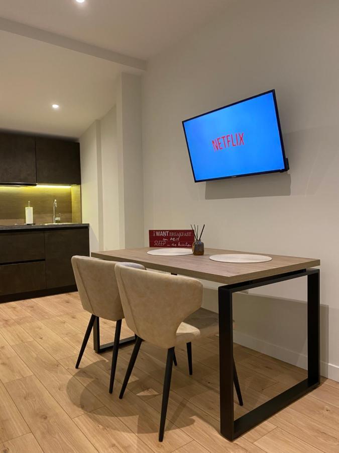 Living Studio Apartments Тирана Екстер'єр фото
