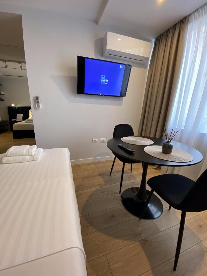 Living Studio Apartments Тирана Екстер'єр фото