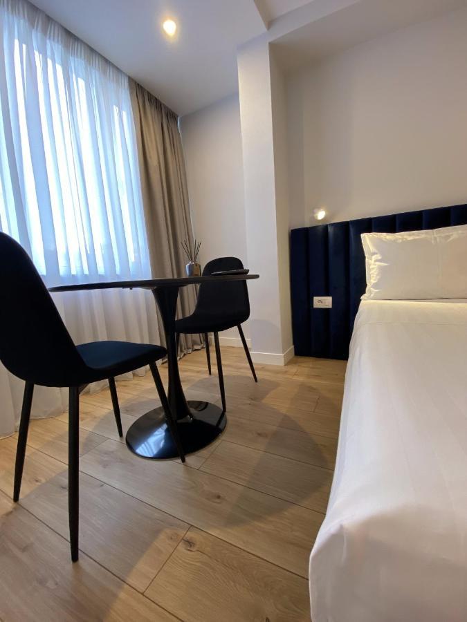 Living Studio Apartments Тирана Екстер'єр фото