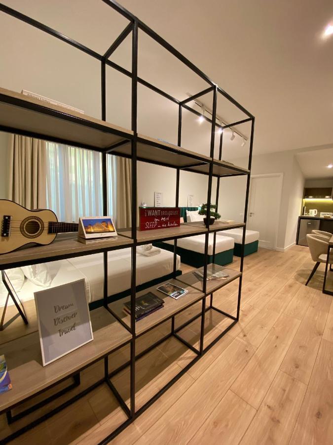 Living Studio Apartments Тирана Екстер'єр фото