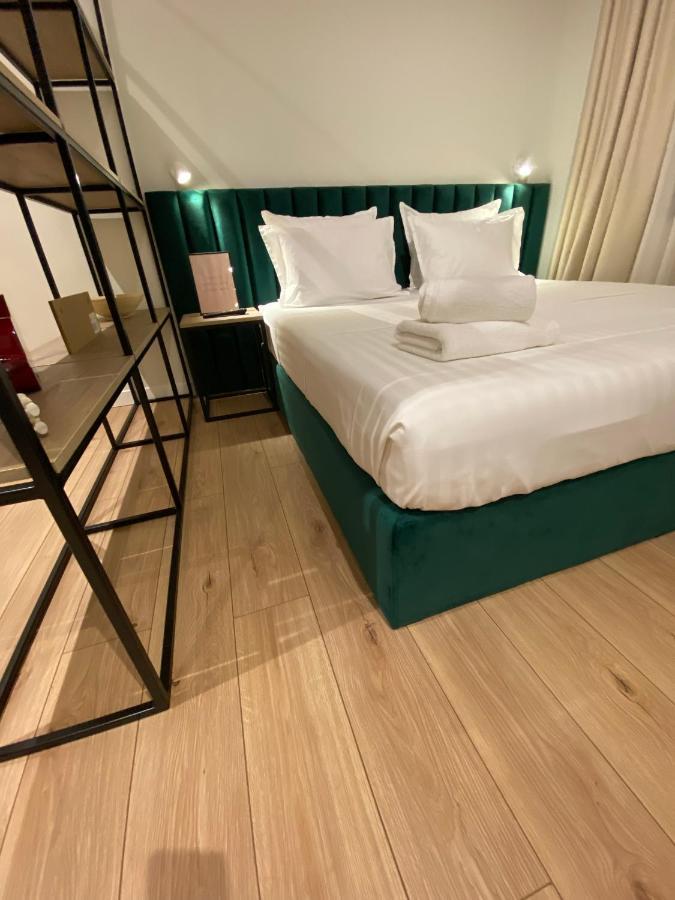 Living Studio Apartments Тирана Екстер'єр фото