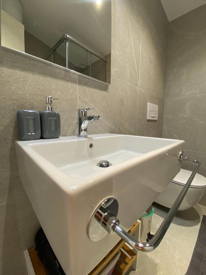 Living Studio Apartments Тирана Екстер'єр фото