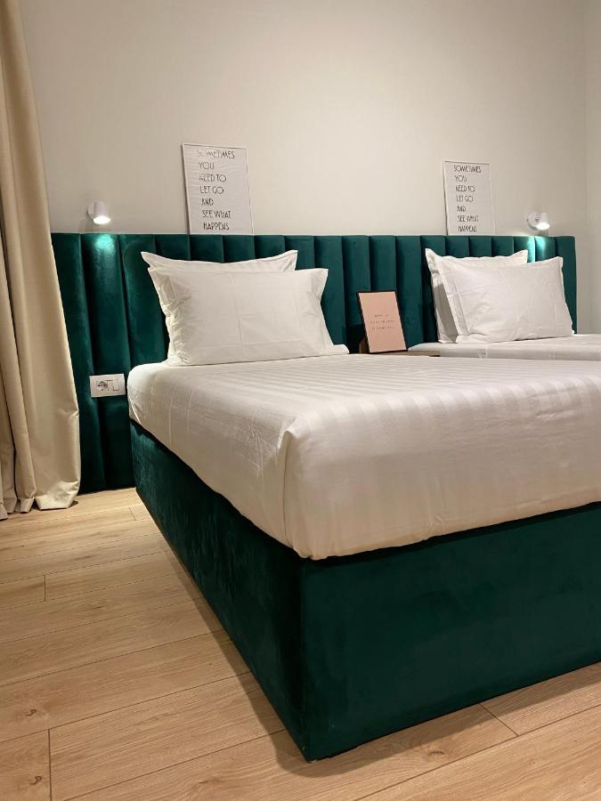 Living Studio Apartments Тирана Екстер'єр фото