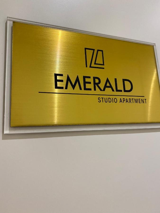 Living Studio Apartments Тирана Екстер'єр фото