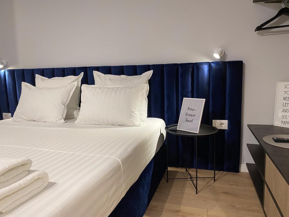 Living Studio Apartments Тирана Екстер'єр фото