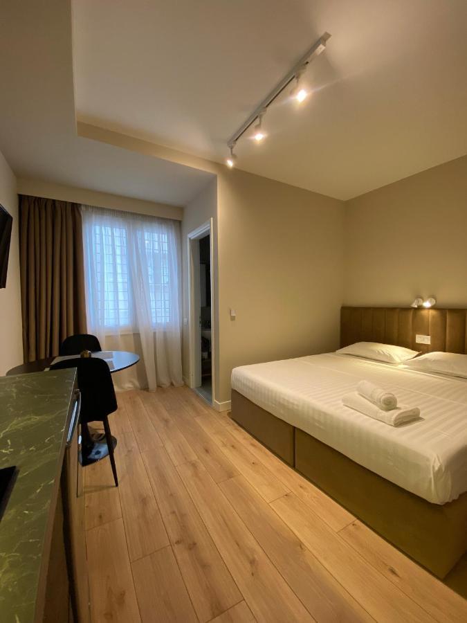Living Studio Apartments Тирана Екстер'єр фото