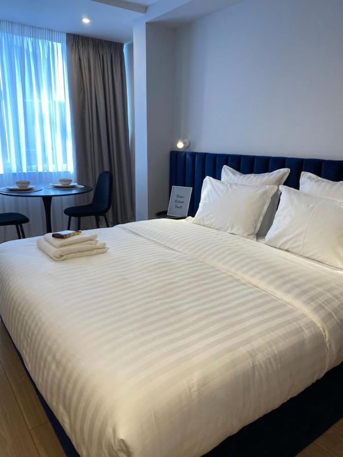 Living Studio Apartments Тирана Екстер'єр фото