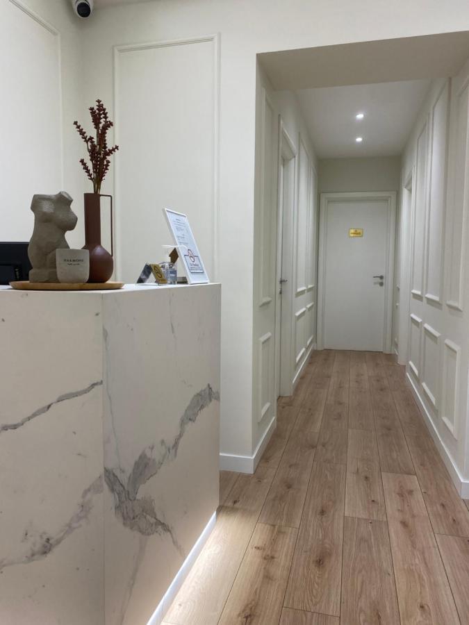 Living Studio Apartments Тирана Екстер'єр фото