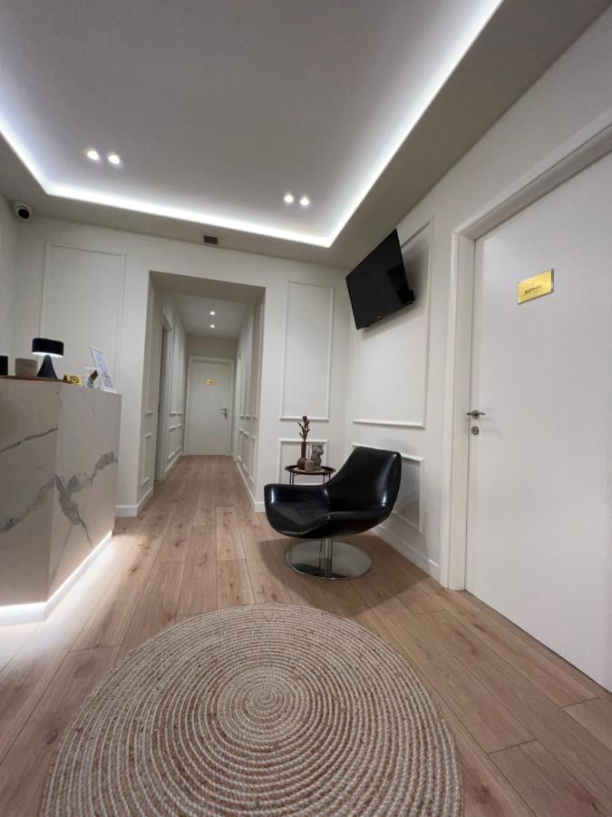 Living Studio Apartments Тирана Екстер'єр фото